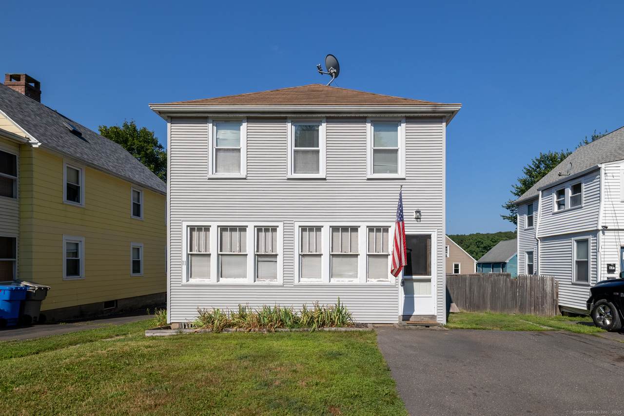 11 Willoughby Street - Photo 1