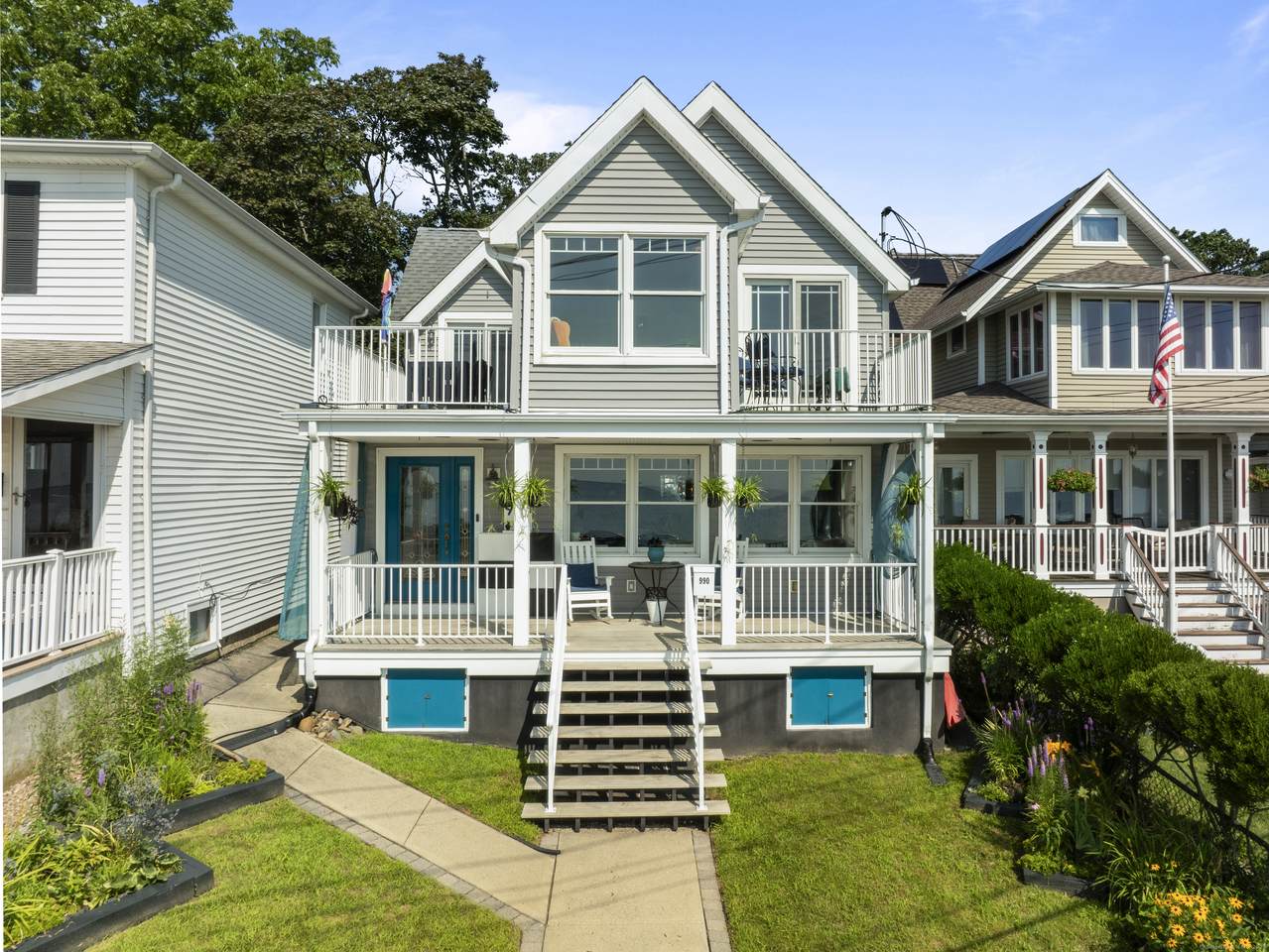 990 Ocean Avenue - Photo 1
