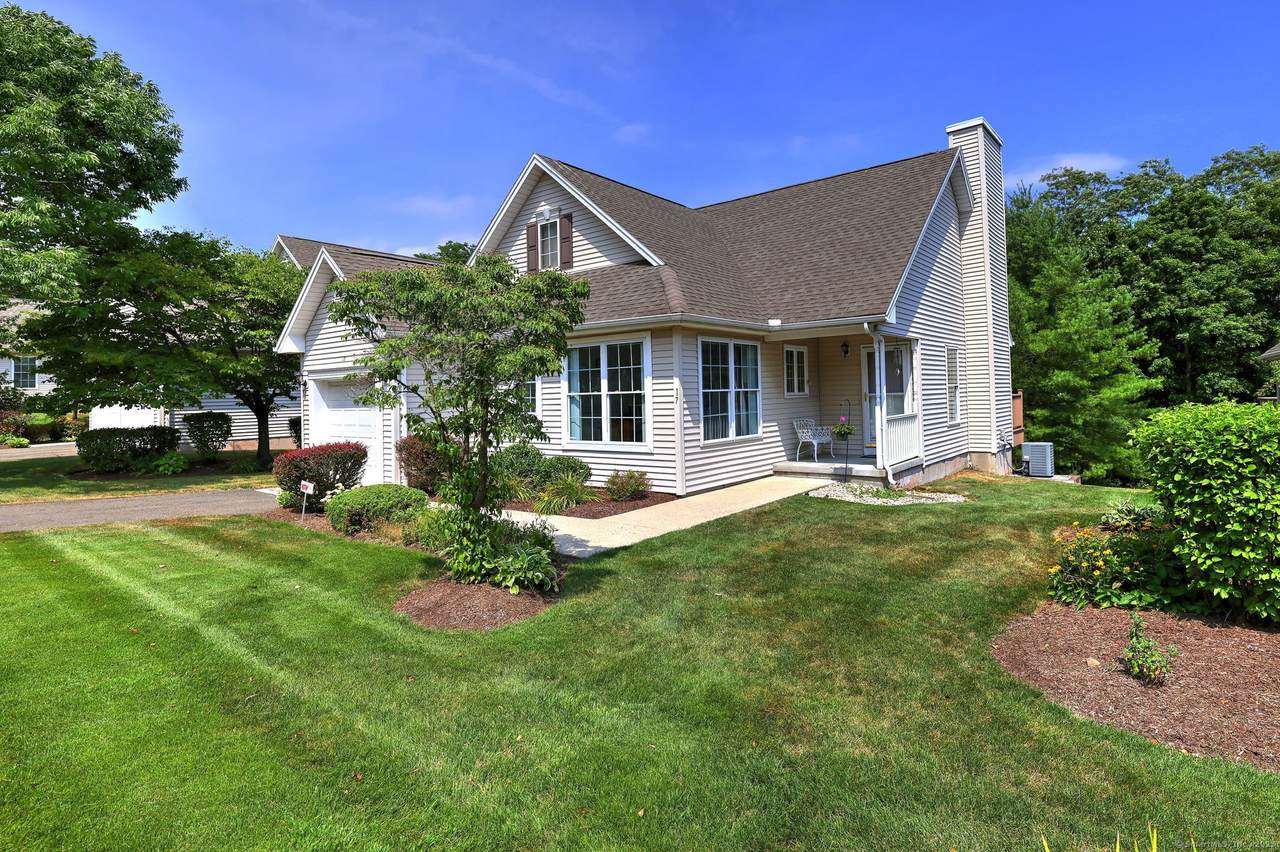25 Hamden Hills Drive - Photo 1