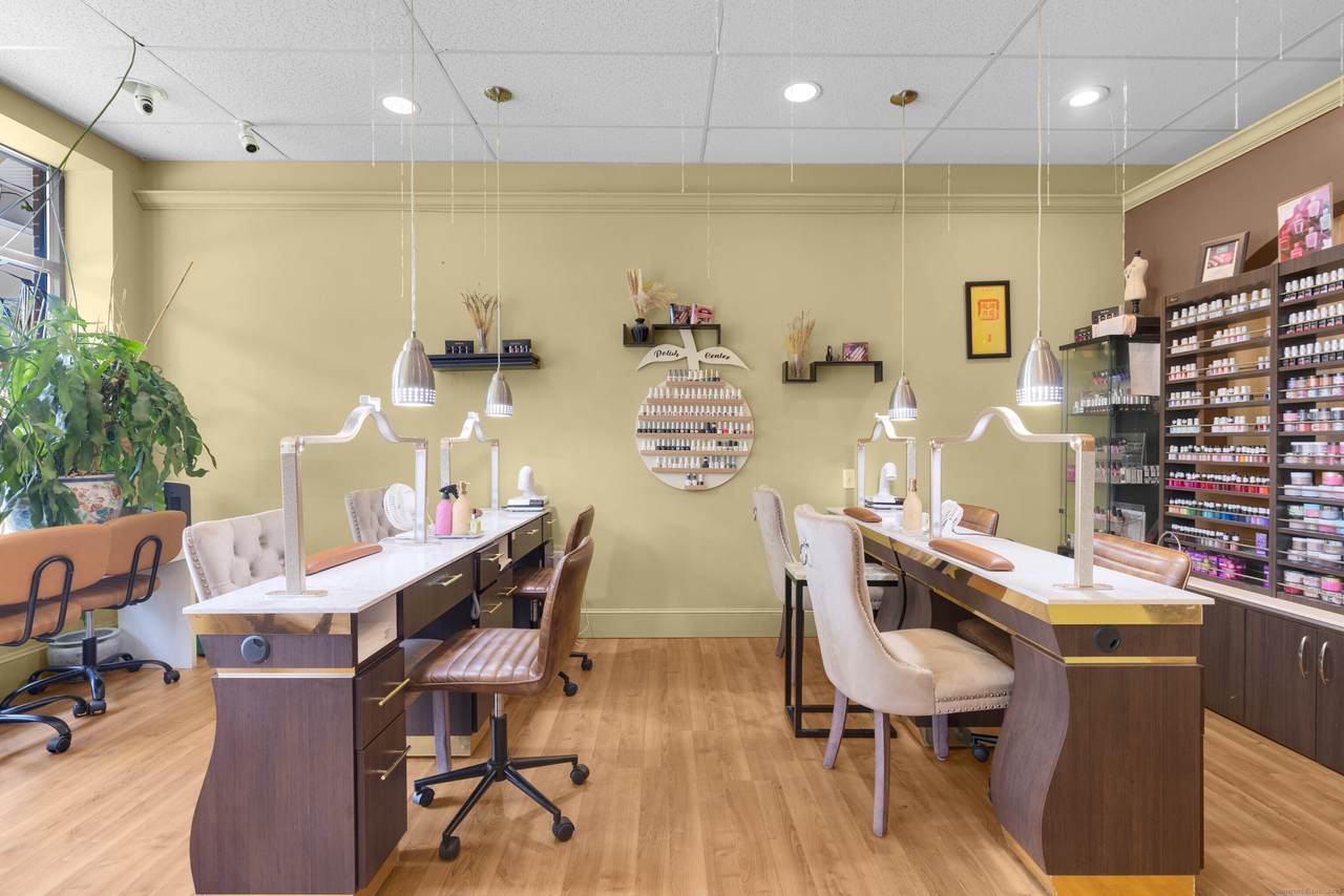 74 Park Road - Photo 1