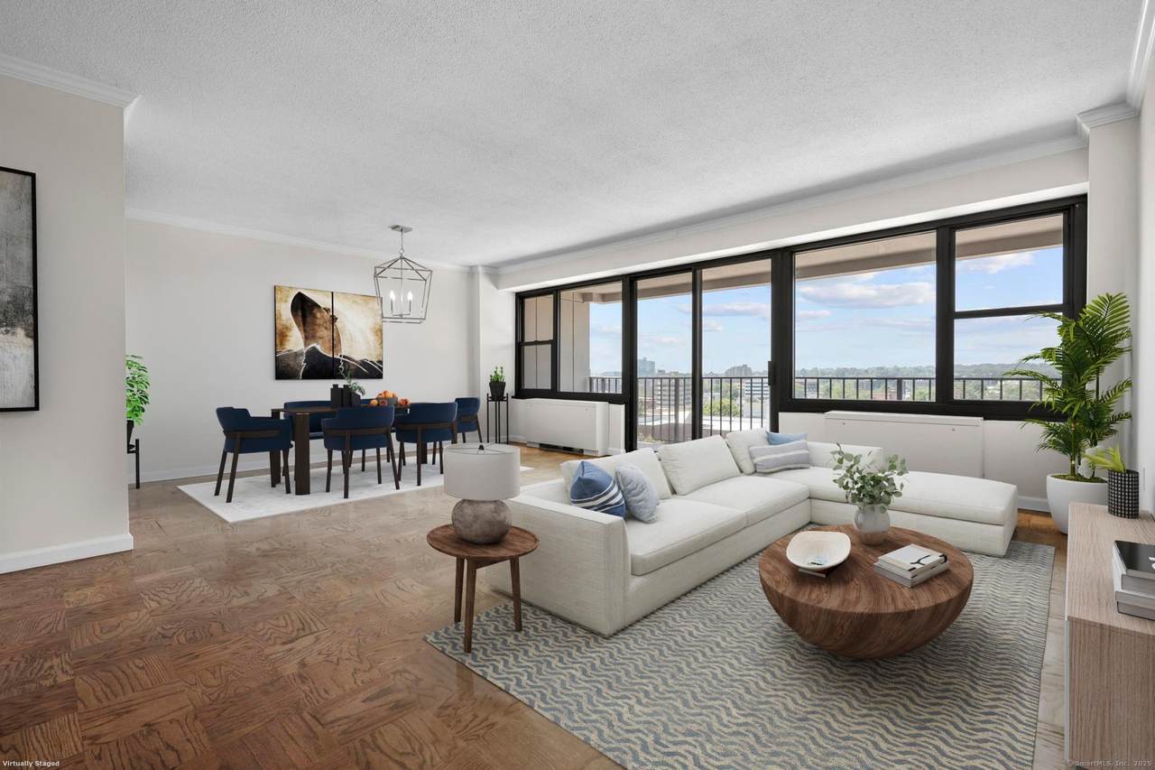 44 Strawberry Hill Avenue - Photo 1