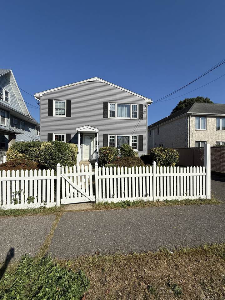 1296 Noble Avenue - Photo 1