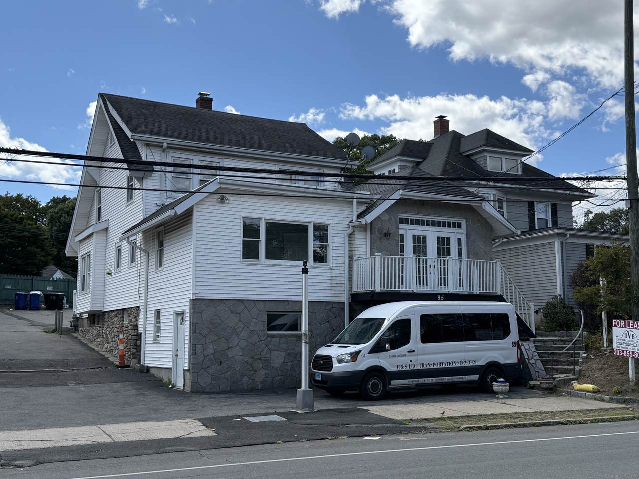 95 New Canaan Avenue - Photo 1