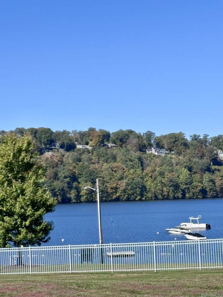 26 Clearview Drive - Photo 1