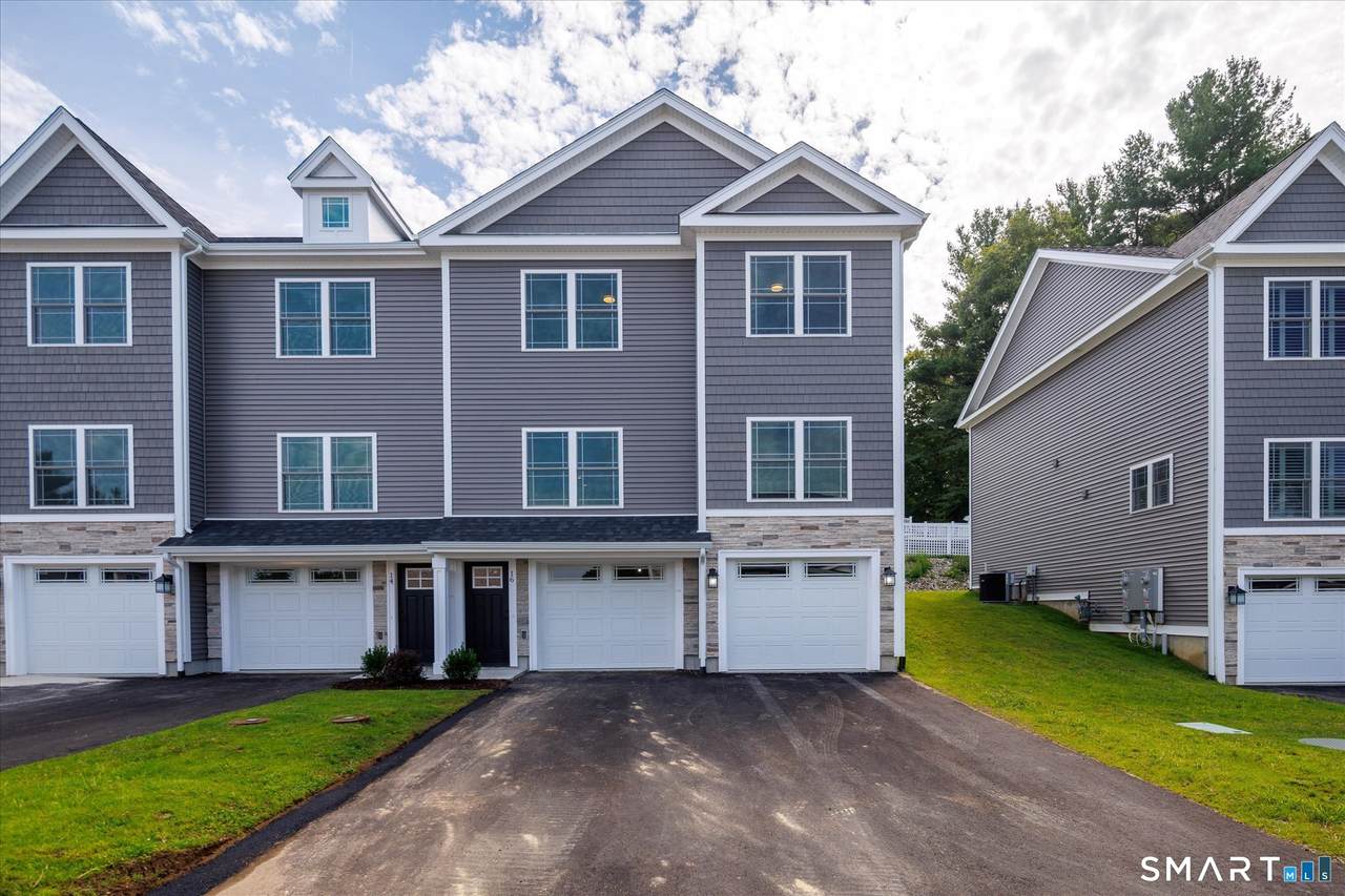 16 Valley View Drive - Photo 1