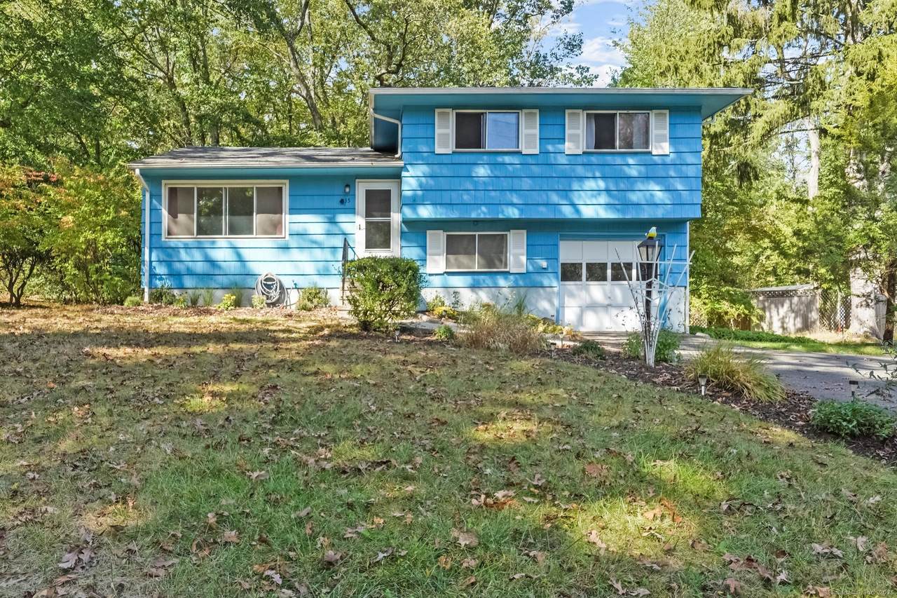 35 Mohawk Drive - Photo 1