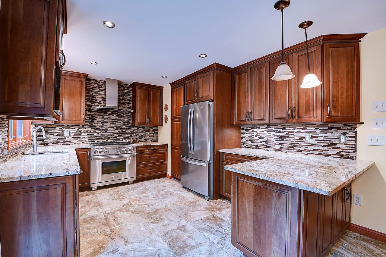 35 Weekeepeemee Road - Photo 1