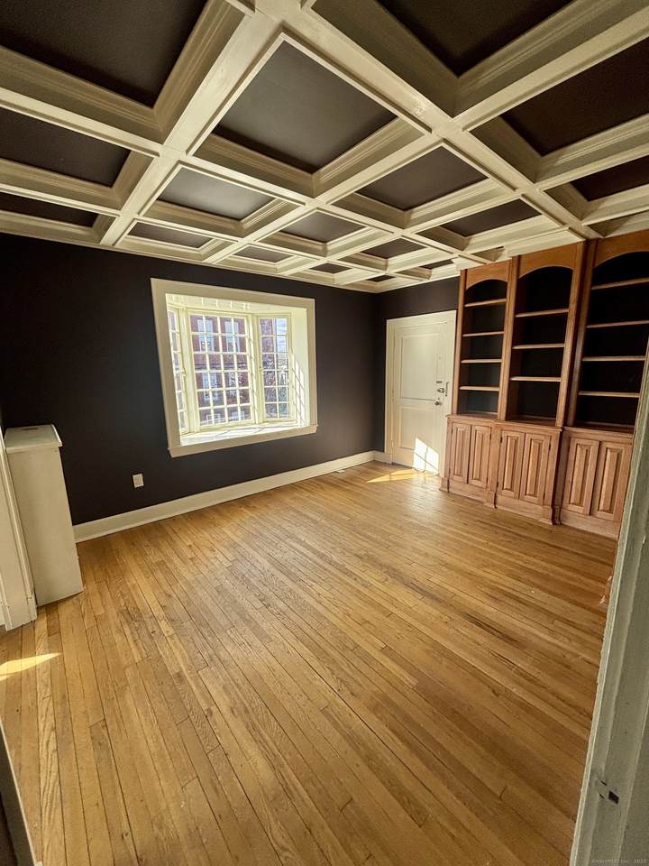 554 Brewster Street - Photo 1