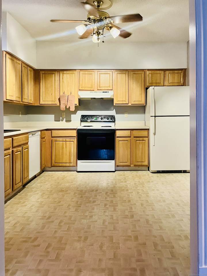 24 Mortson Street - Photo 1