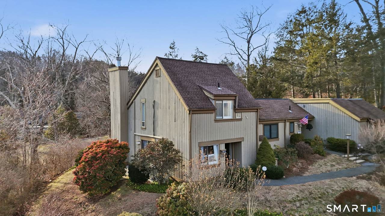 423 Heritage Village - Photo 1