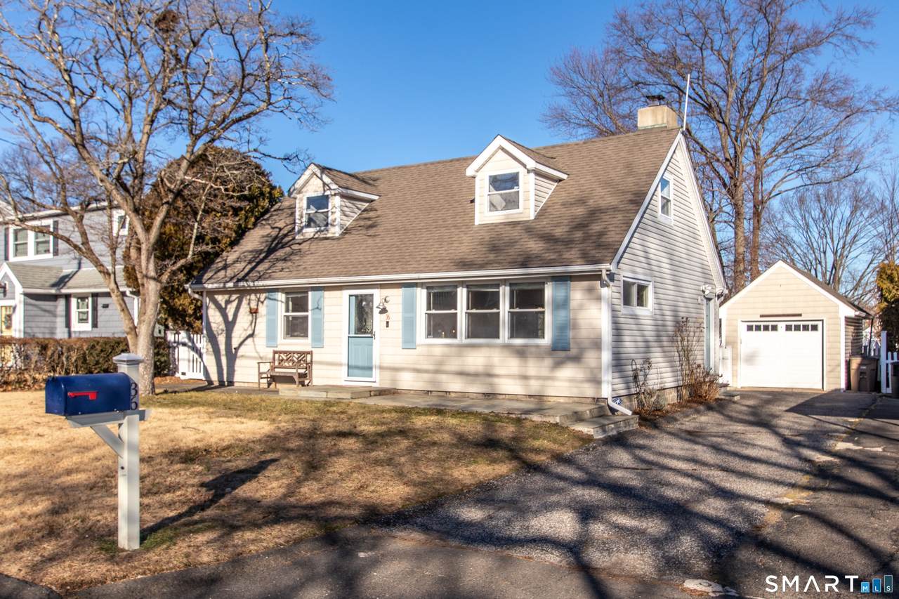 36 Middlebury Street - Photo 1