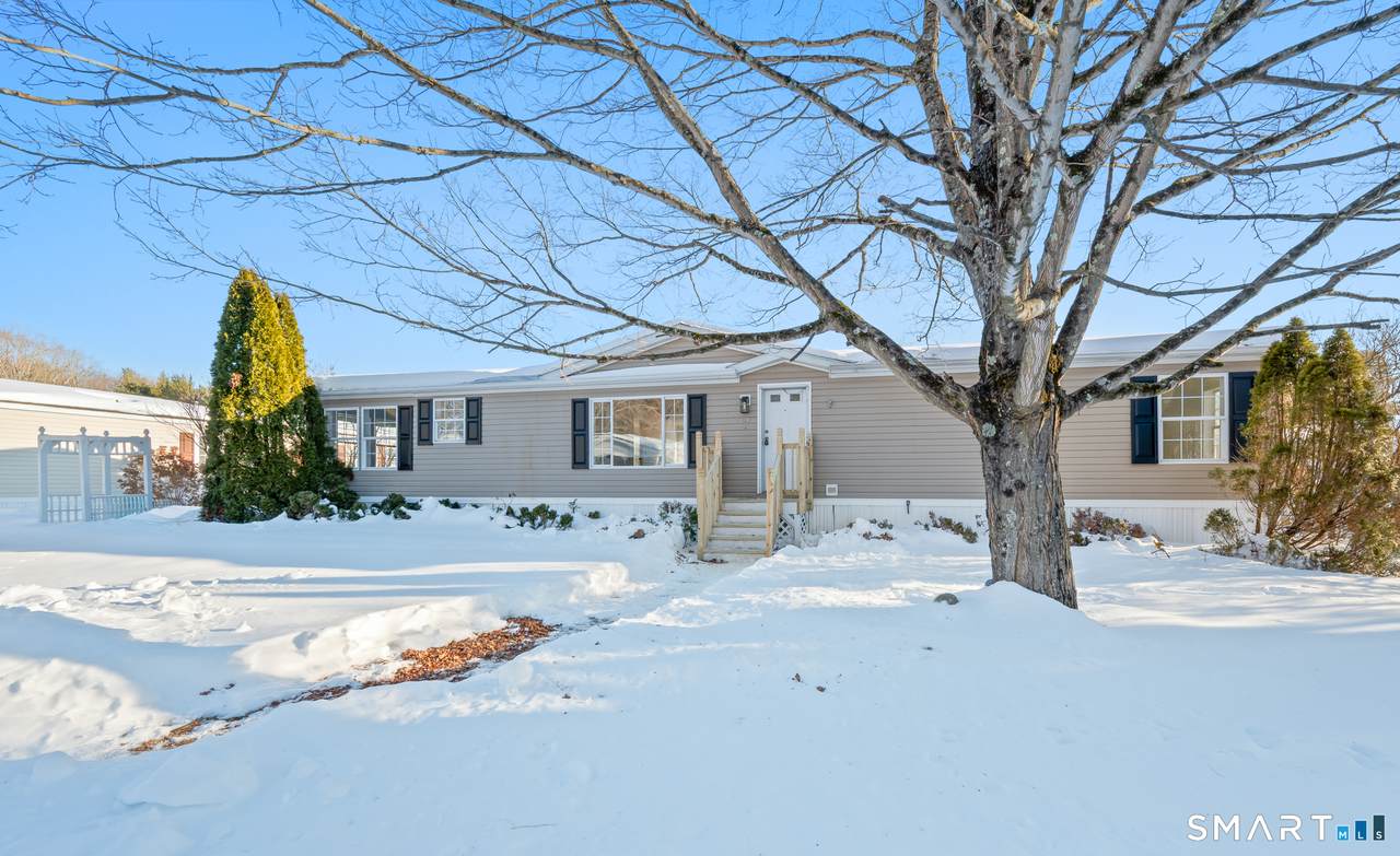 64 Circle Drive - Photo 1