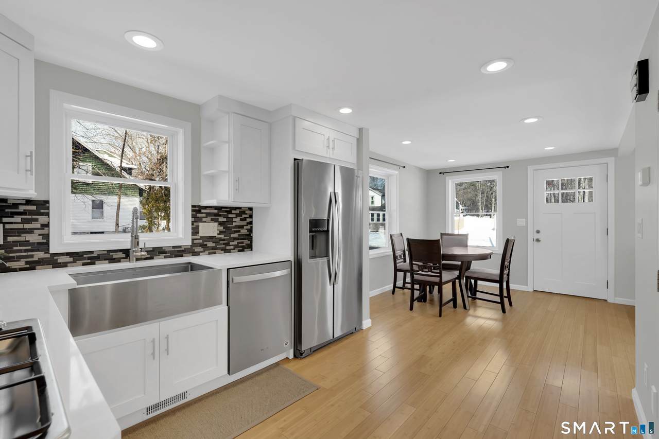 10 Elm Avenue - Photo 1