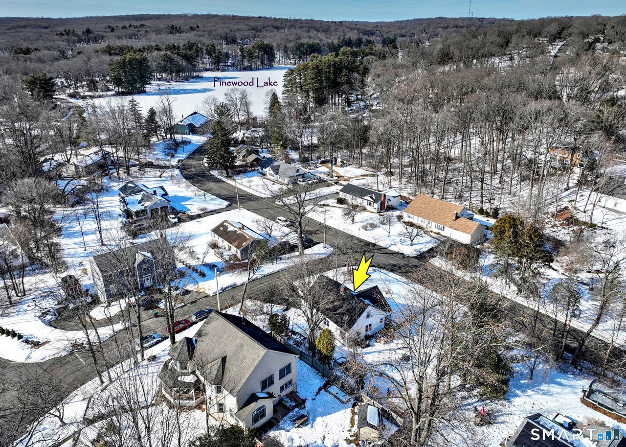 7 Lake Road - Photo 1