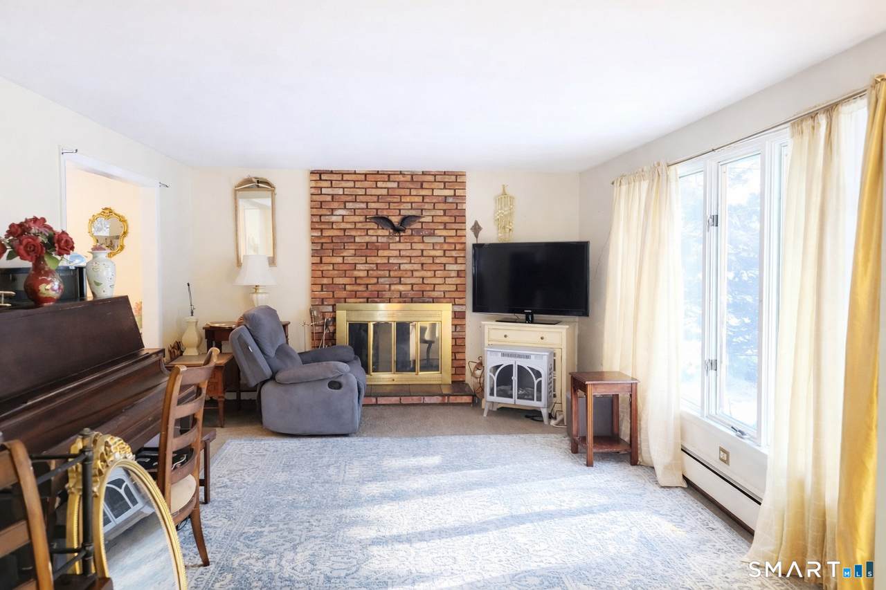 75 Bates Drive - Photo 1