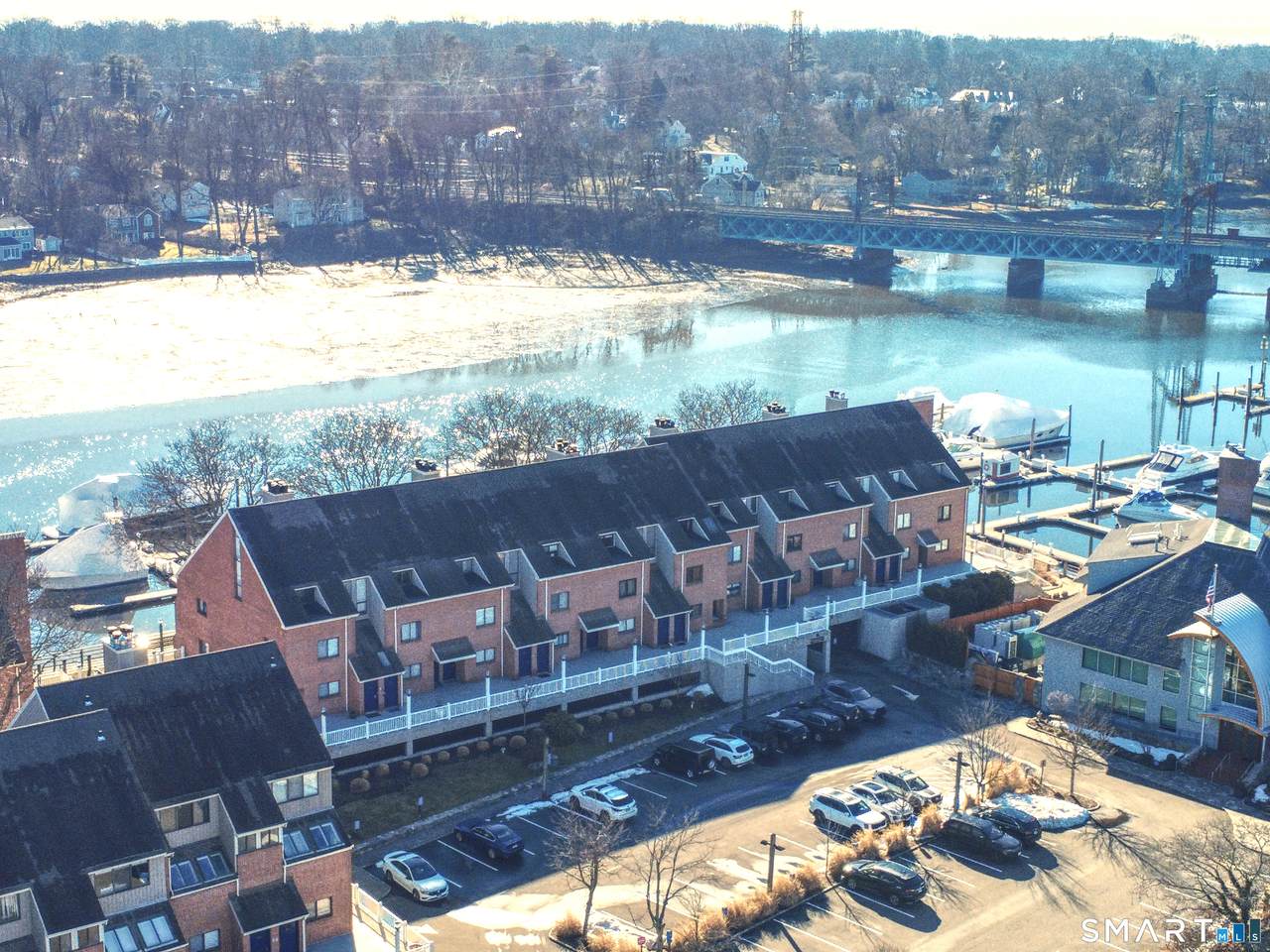 9 River Road - Photo 1