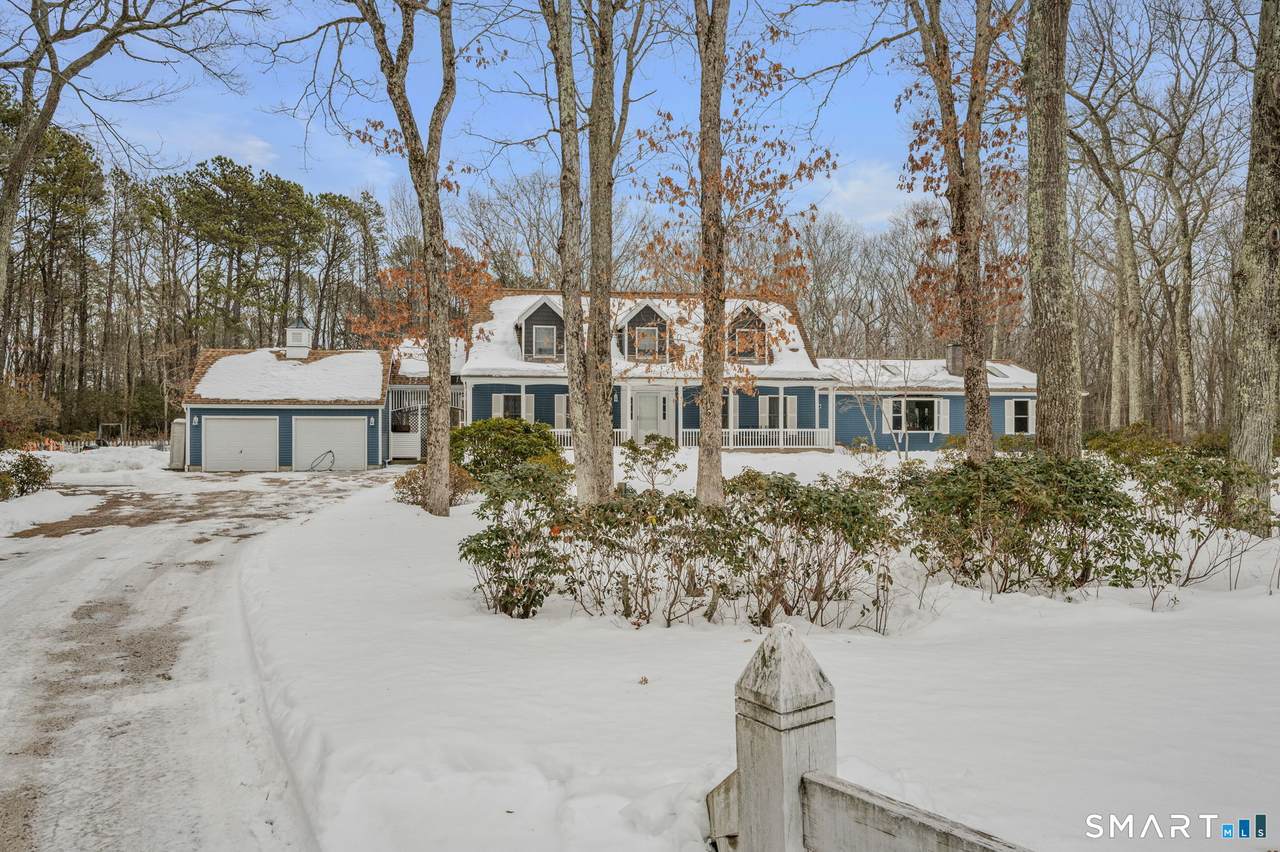 16 Greystone Drive - Photo 1