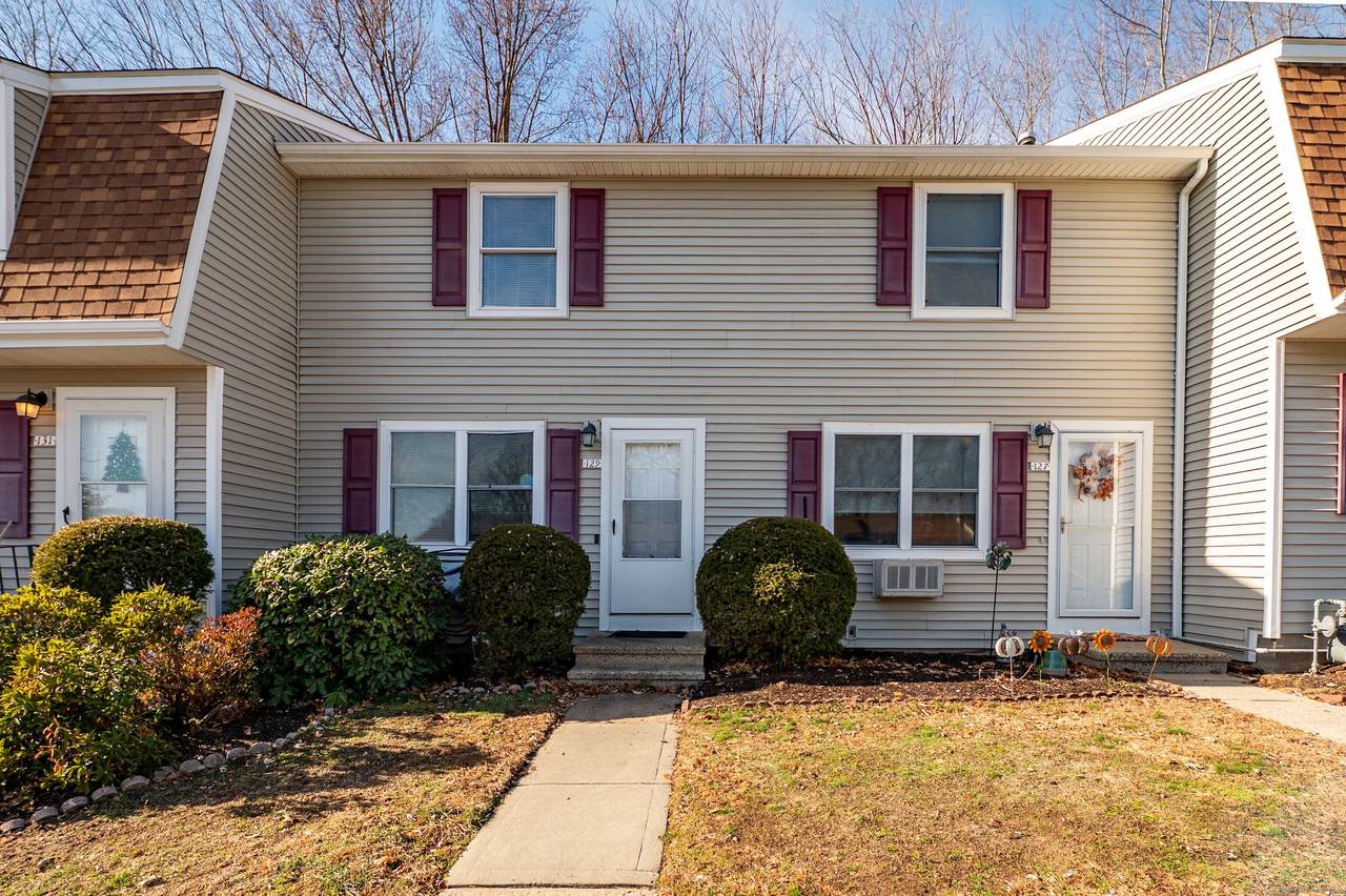 129 Brentwood Drive - Photo 1