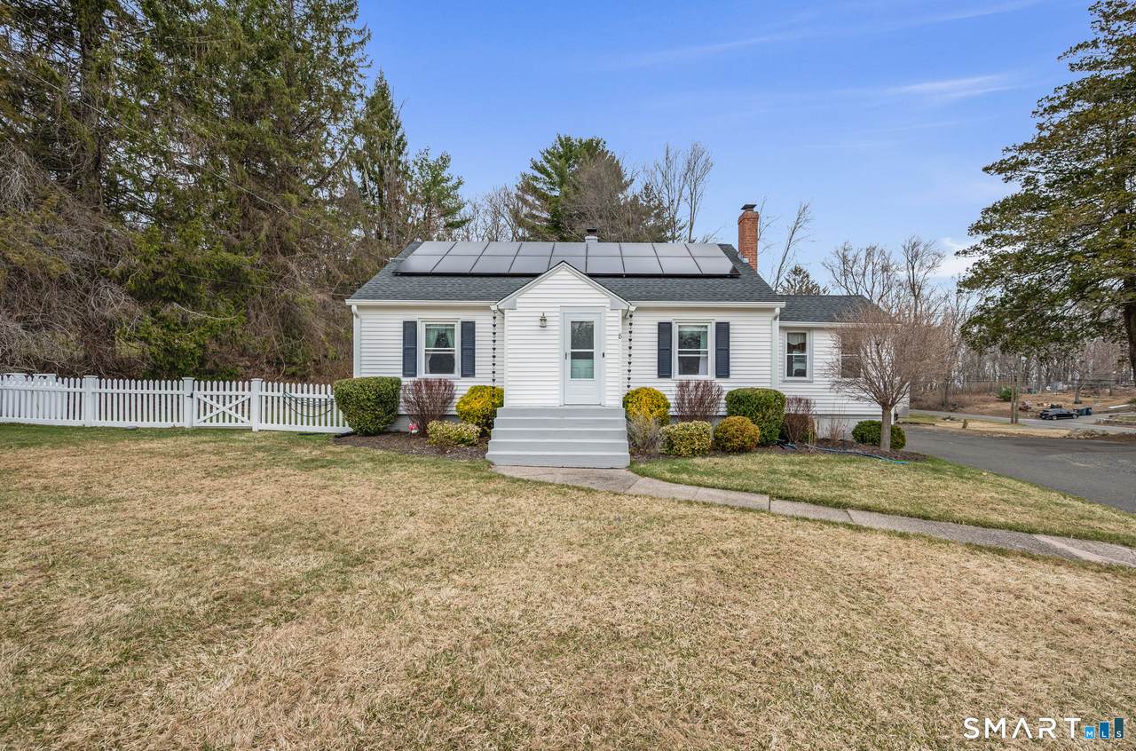 8 Higgins Street - Photo 1