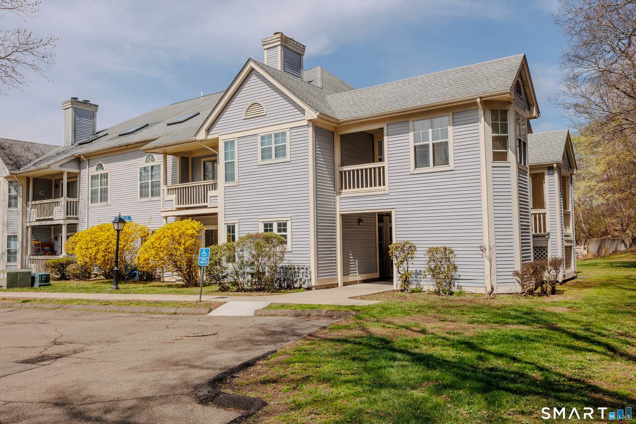 75 Redwood Drive - Photo 1