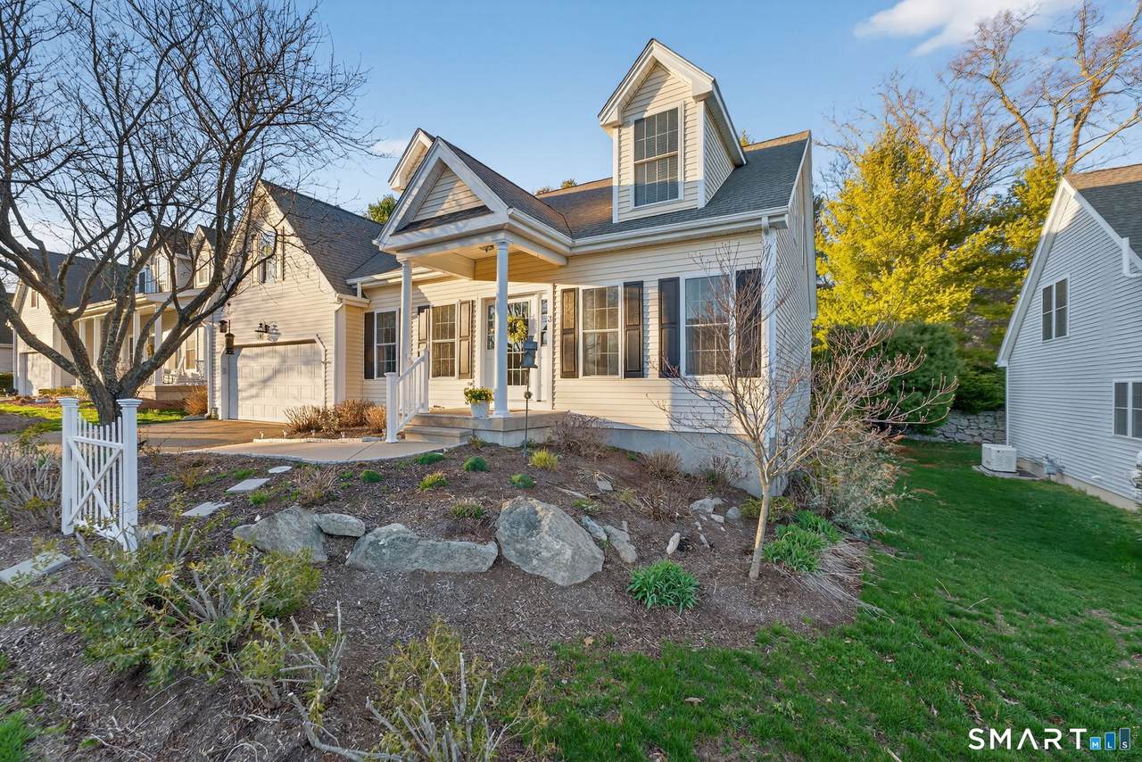 3 Windward Drive - Photo 1