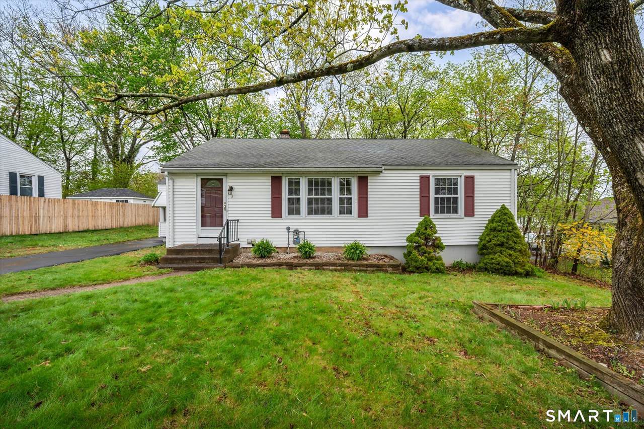 3 Elmwood Road - Photo 1