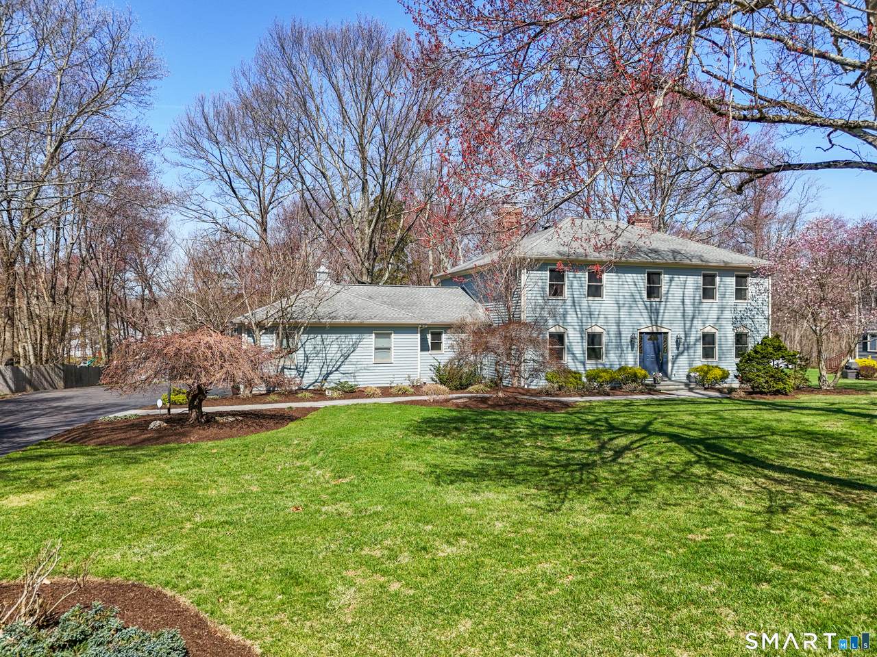 21 Shawnee Lane - Photo 1