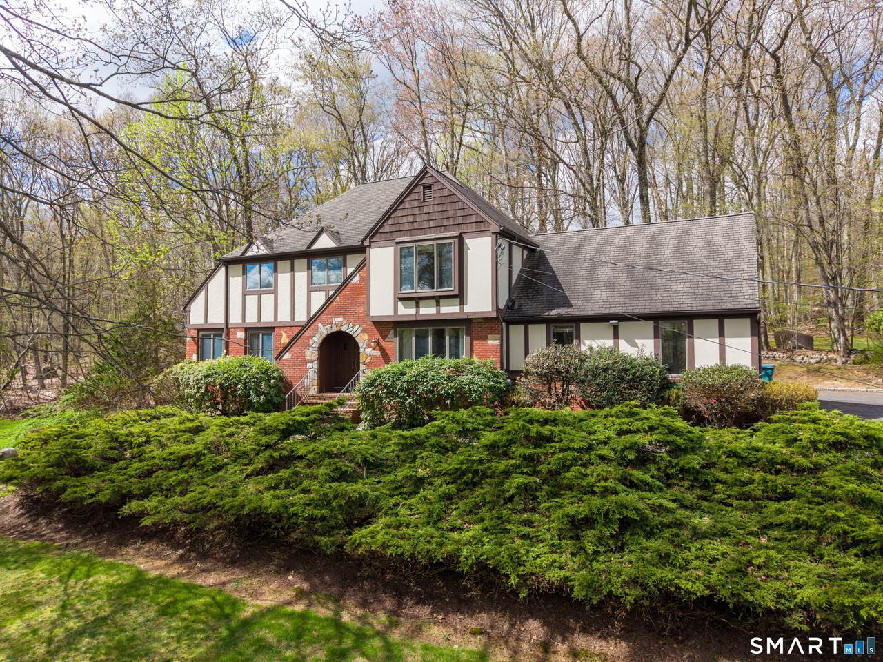 50 Birchwood Drive - Photo 1