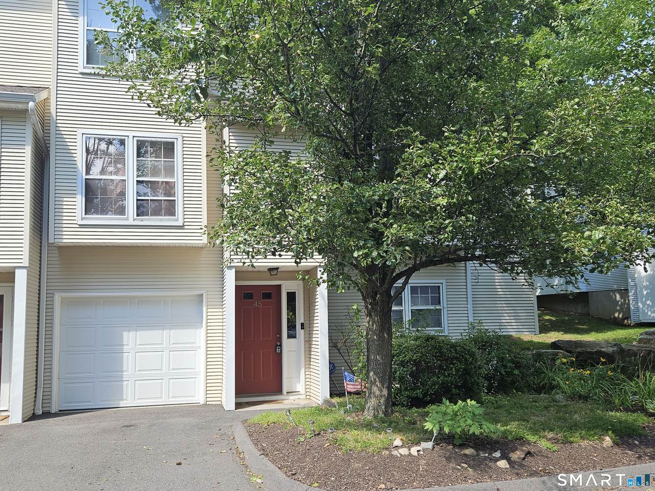 380 Hitchcock Road - Photo 1