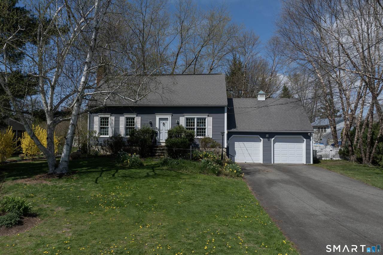 19 Seaside Avenue - Photo 1