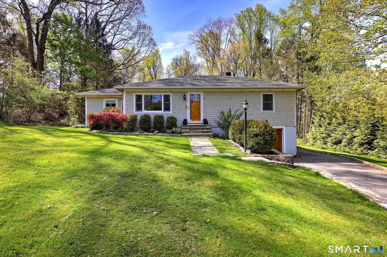 11 Greenwood Drive - Photo 1
