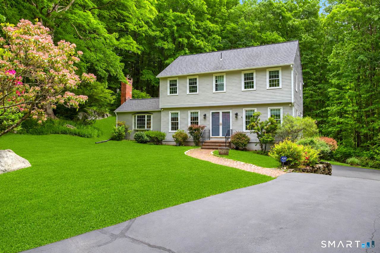 29 Hungry Hill Circle - Photo 1