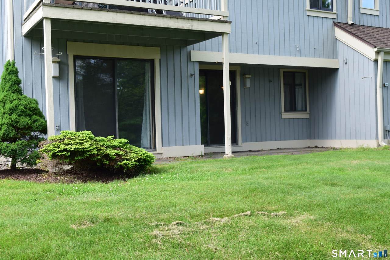 464 Heritage Village - Photo 1