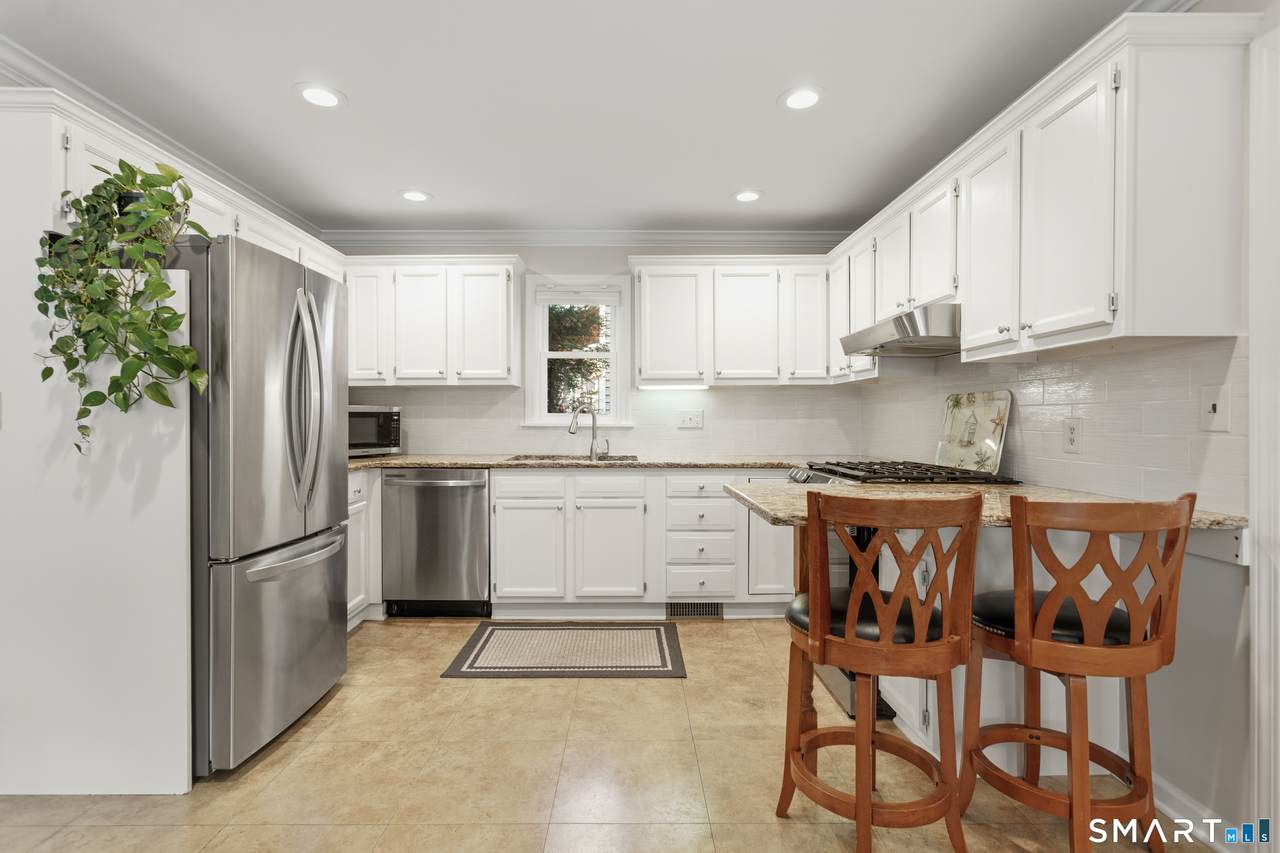116 Stuart Avenue - Photo 1