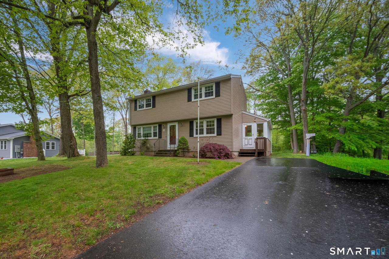 14 Hill View Lane - Photo 1