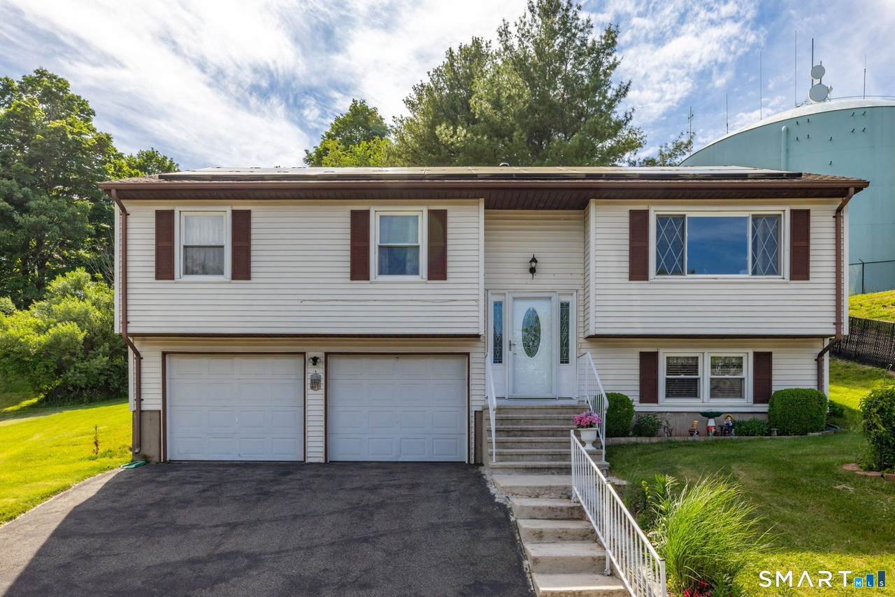 160 Cimarron Road - Photo 1