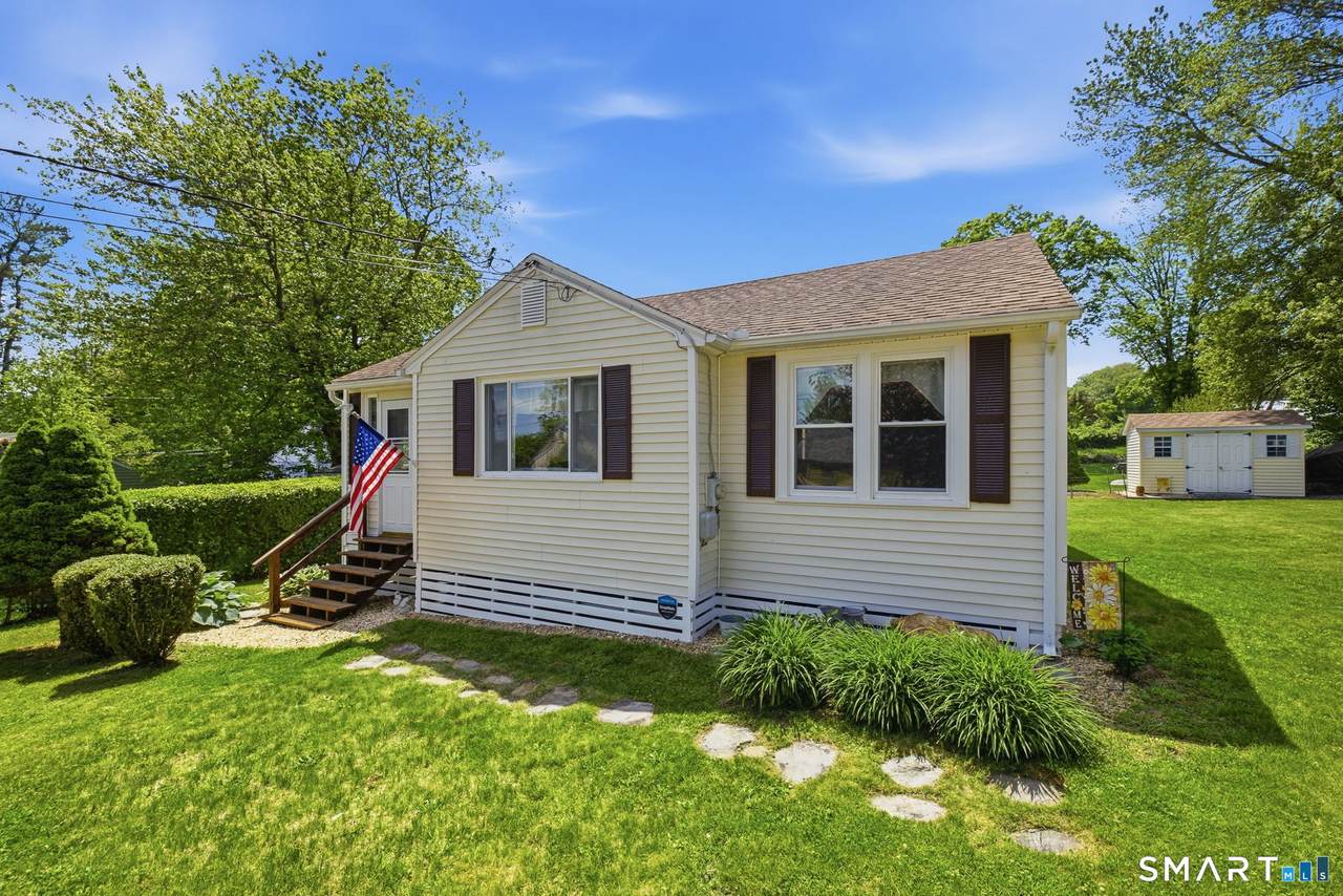 5 Sunset Road - Photo 1