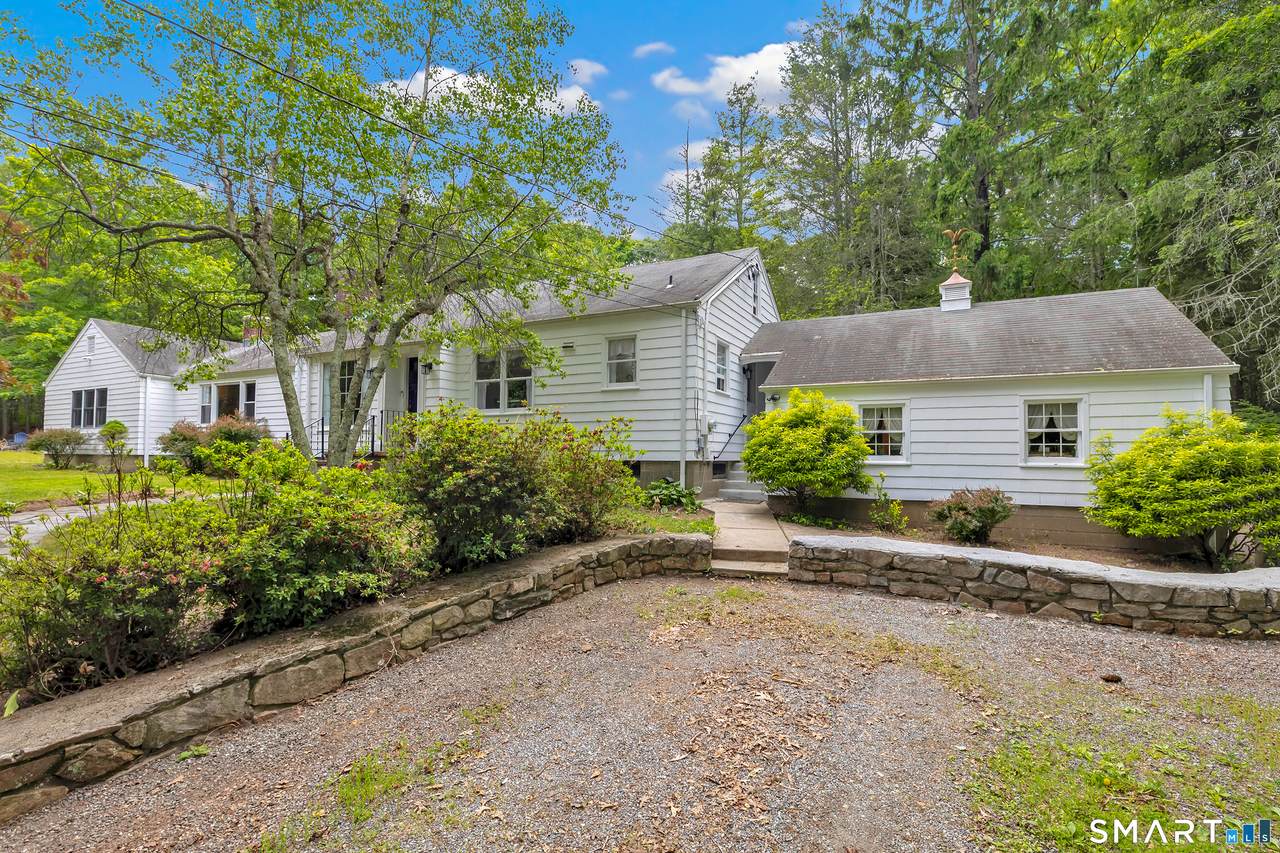 119 Staples Road - Photo 1