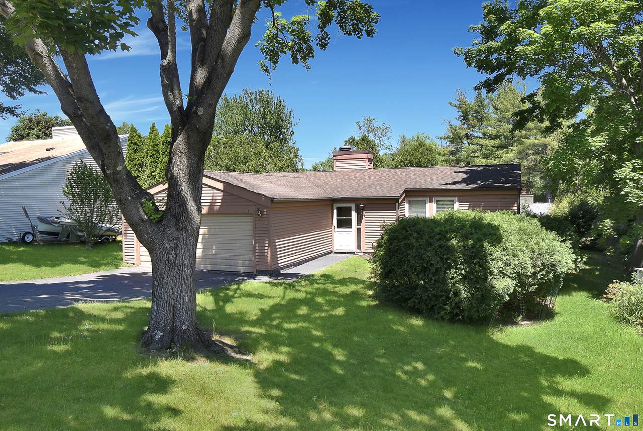 14 Lake Drive - Photo 1