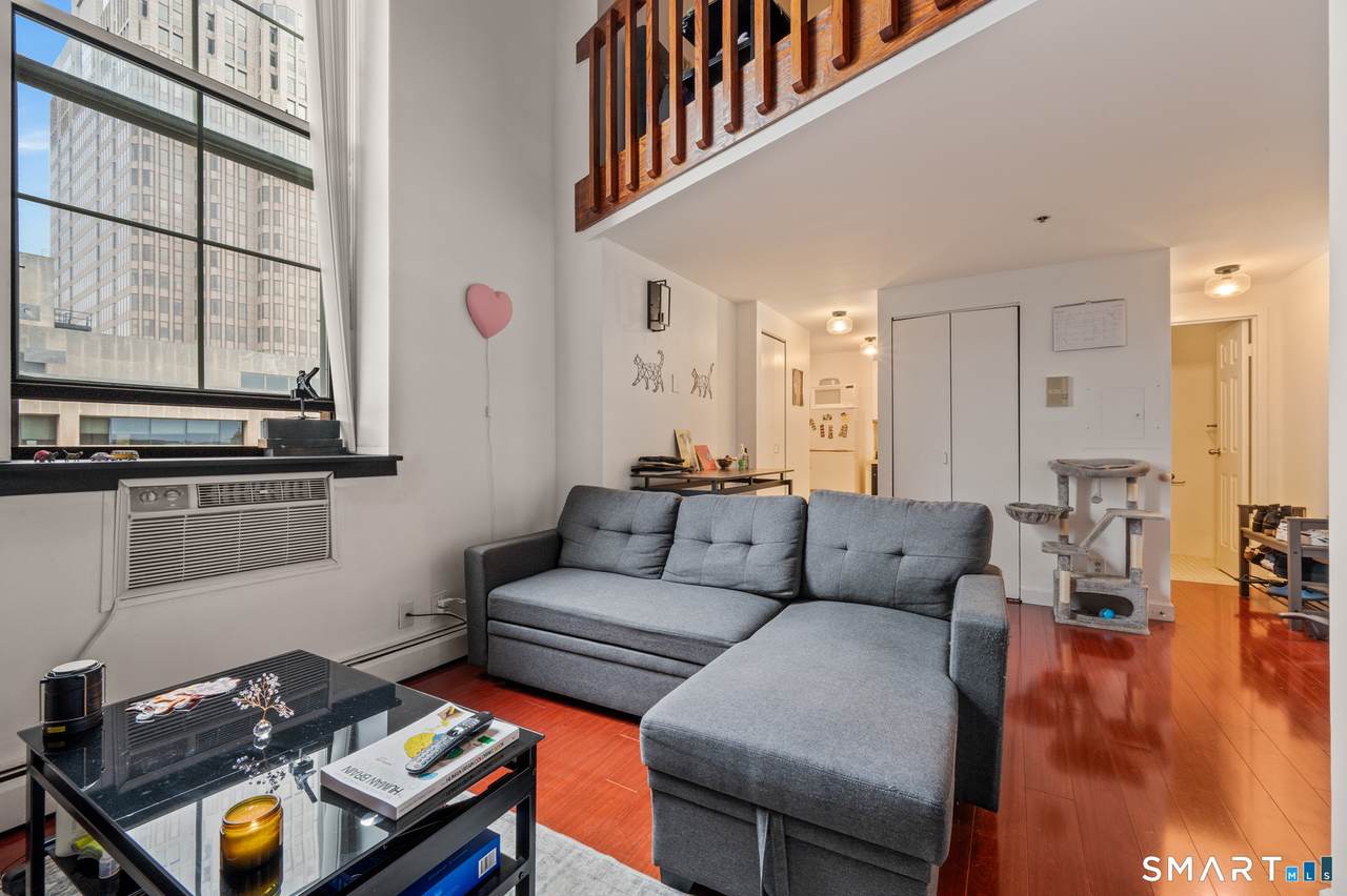 124 Court Street - Photo 1