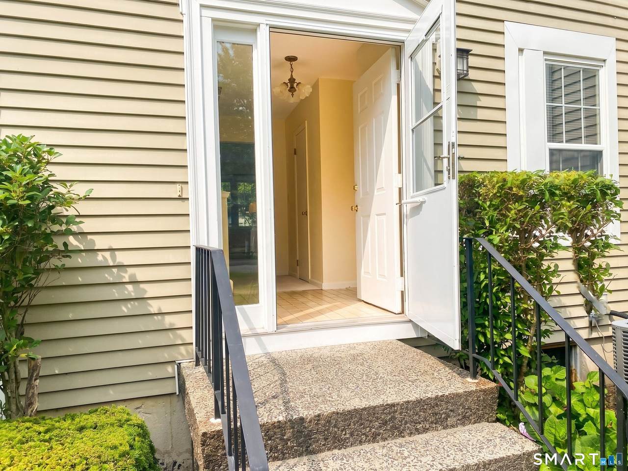 97-99 Park Avenue - Photo 1