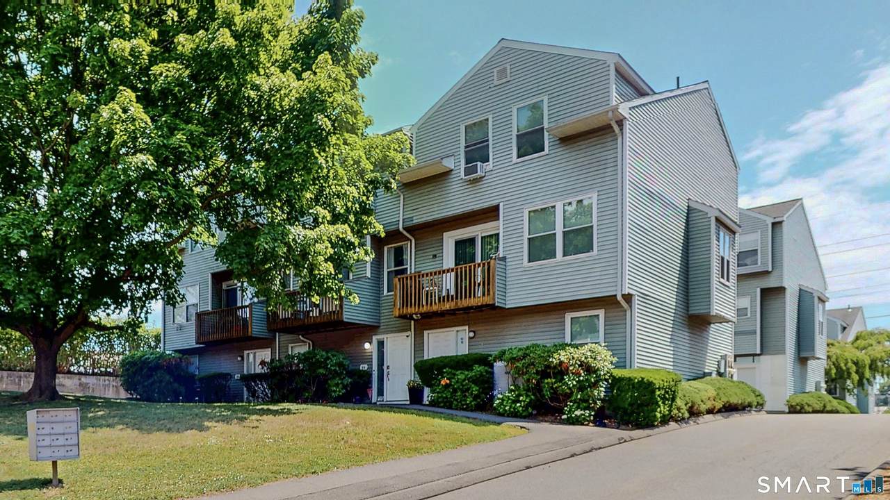 90 Bouton Street - Photo 1