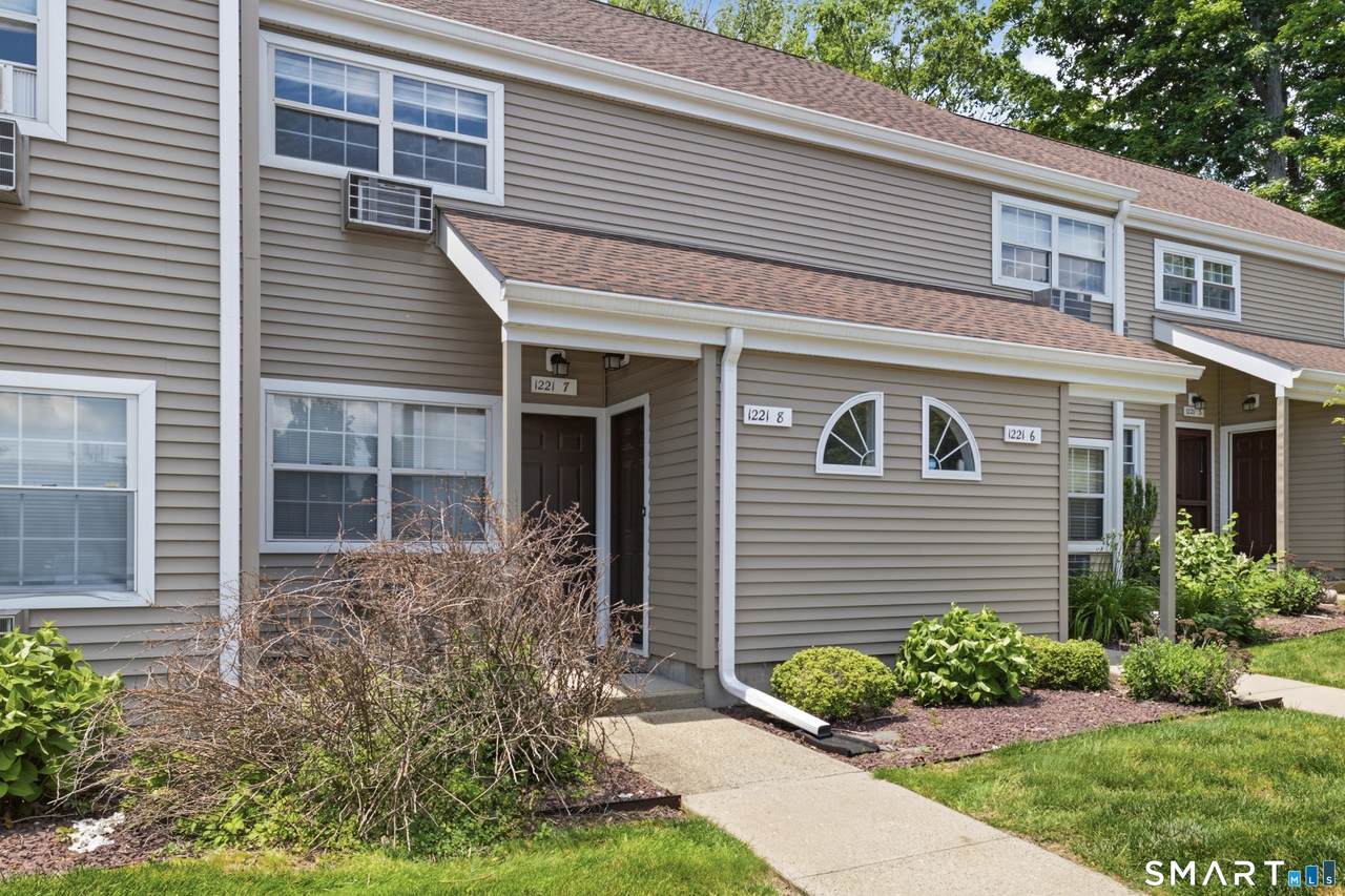 1221 Washington Street - Photo 1