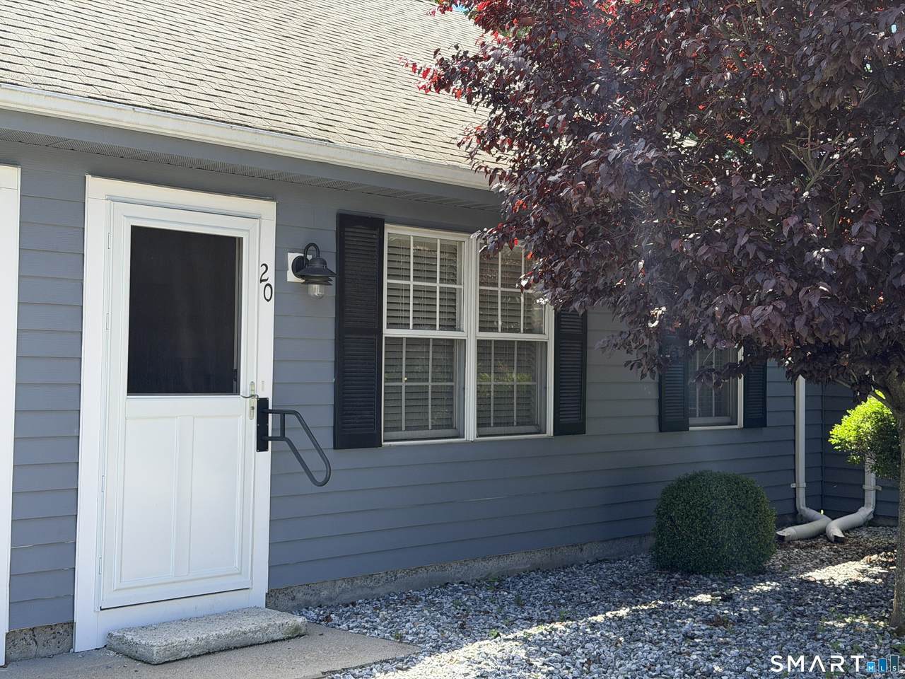 20 Plymouth Court - Photo 1
