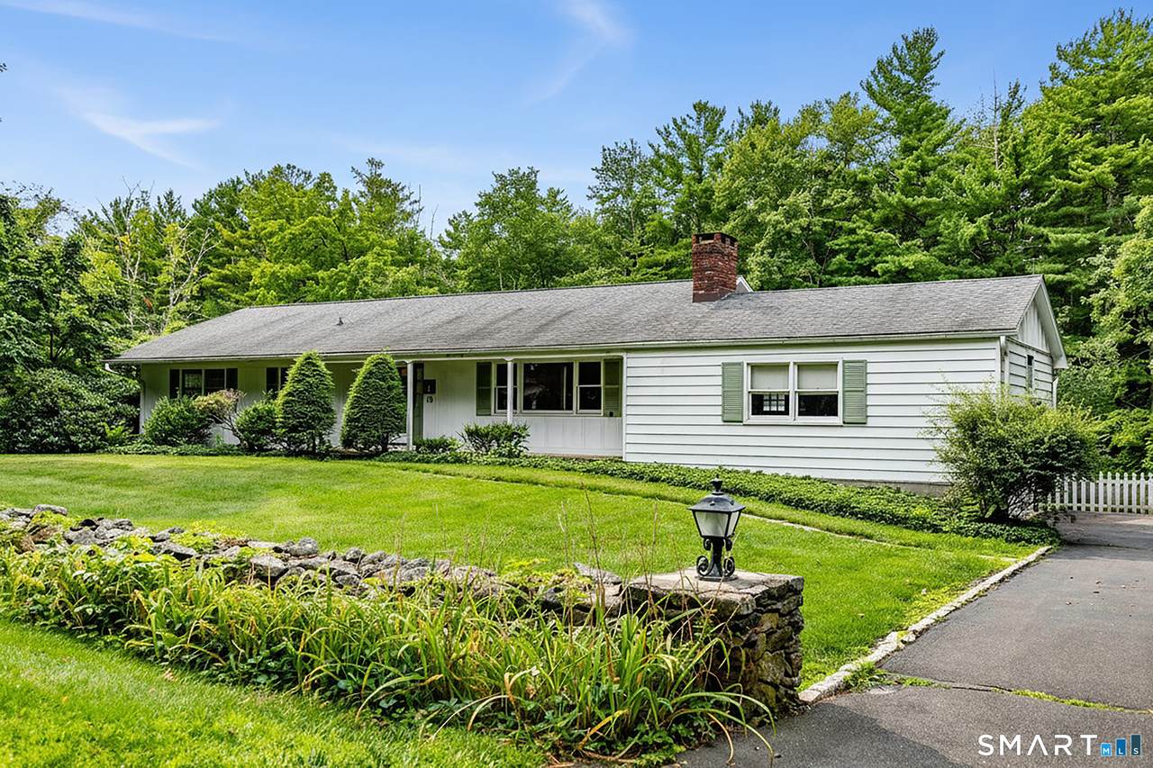 18 Great Hill Road - Photo 1