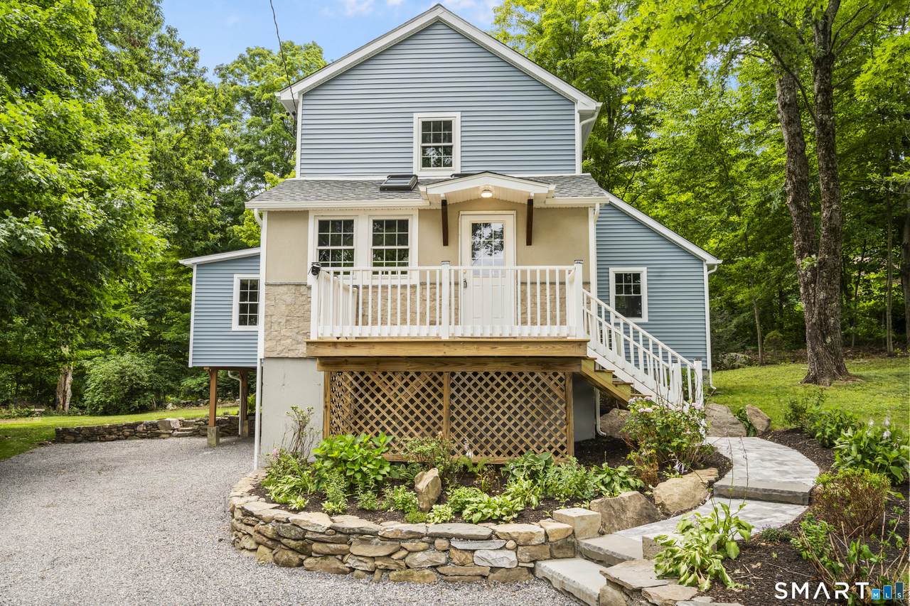 195 Reaching Hill Road - Photo 1