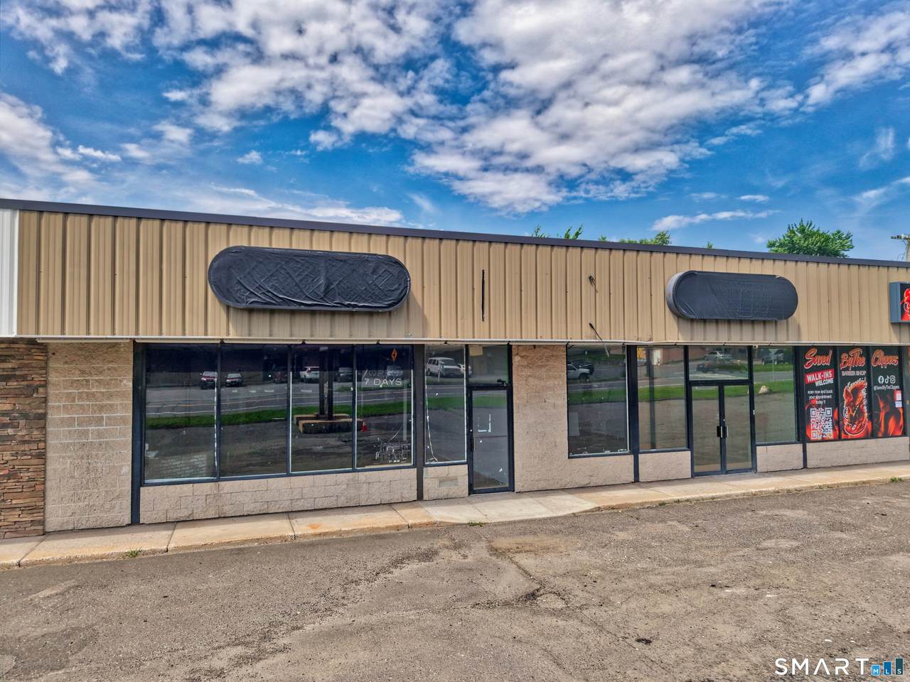 1015 Meriden Road - Photo 1
