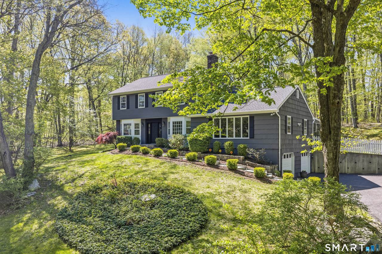 7 Arapaho Road - Photo 1