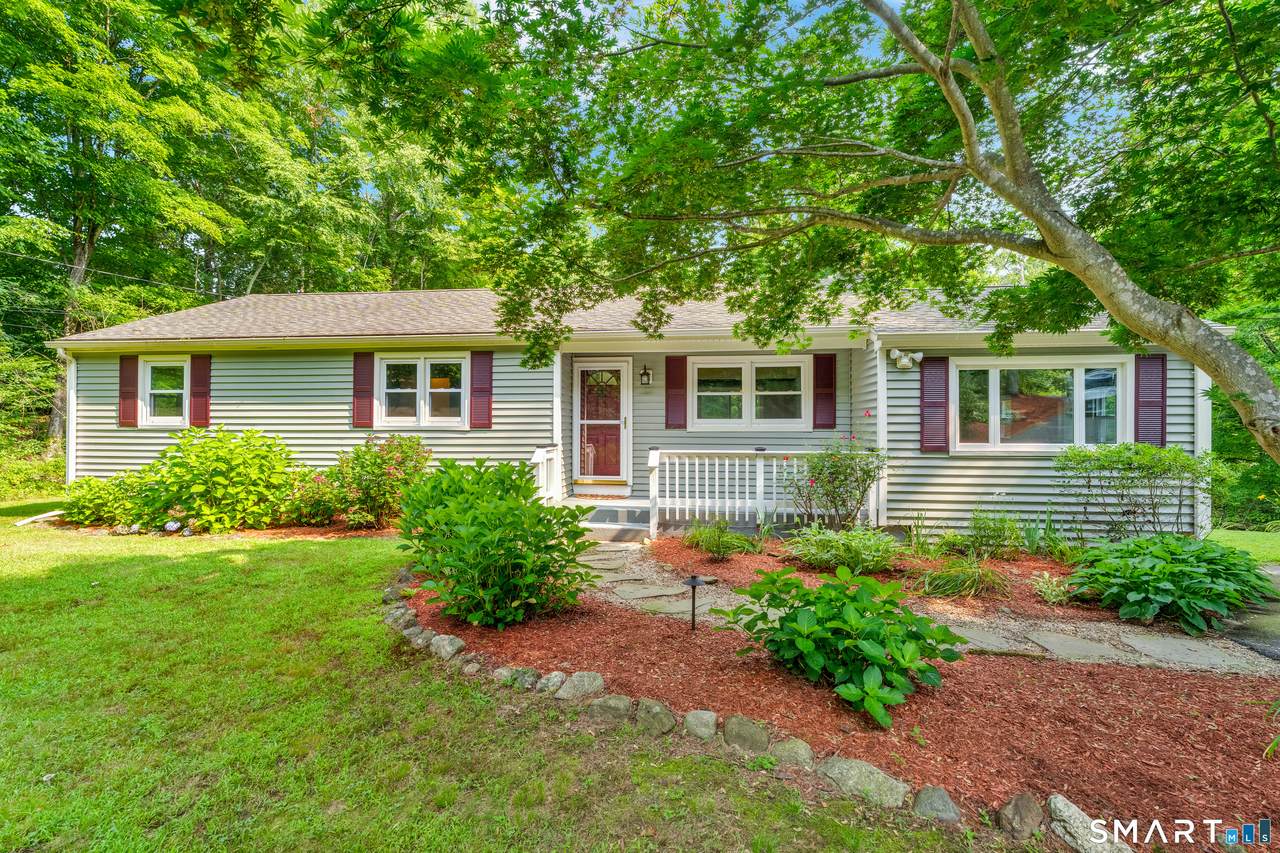 165 Colchester Avenue - Photo 1