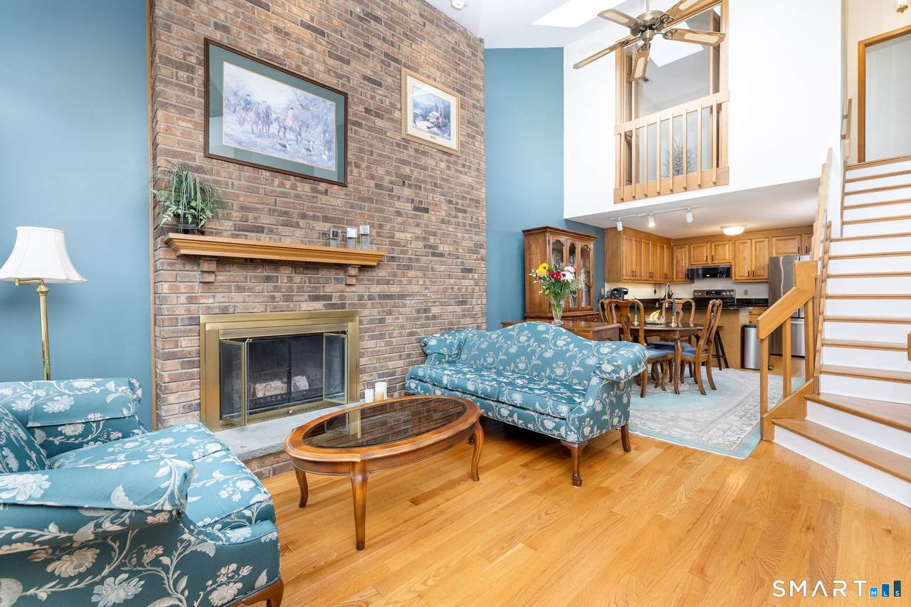 13 Ivy Lane - Photo 1